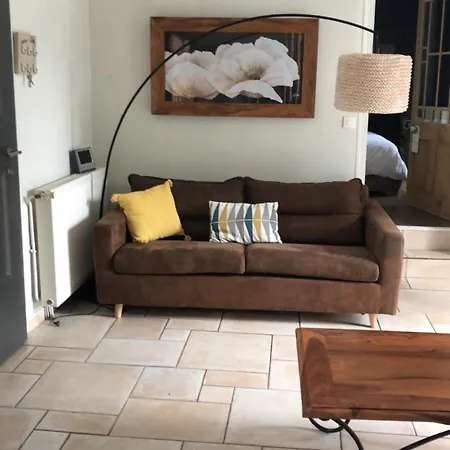Le Clos De La Pommeraie بيت للعطل *