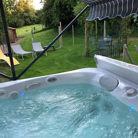 Le Clos De La Pommeraie Vakantiehuis Carly